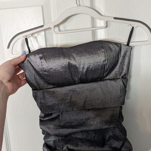 Jung Kim Y2K Silver Ruched Strapless Bodycon Mini Party Dress Size‎ Medium - Picture 5 of 6